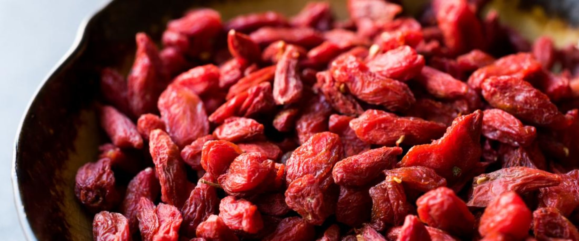 The Incredible Health Benefits of Red Wolf Berries