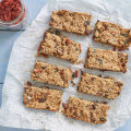 Red Wolf Berry Granola Bar Recipe: A Delicious Superfood Snack